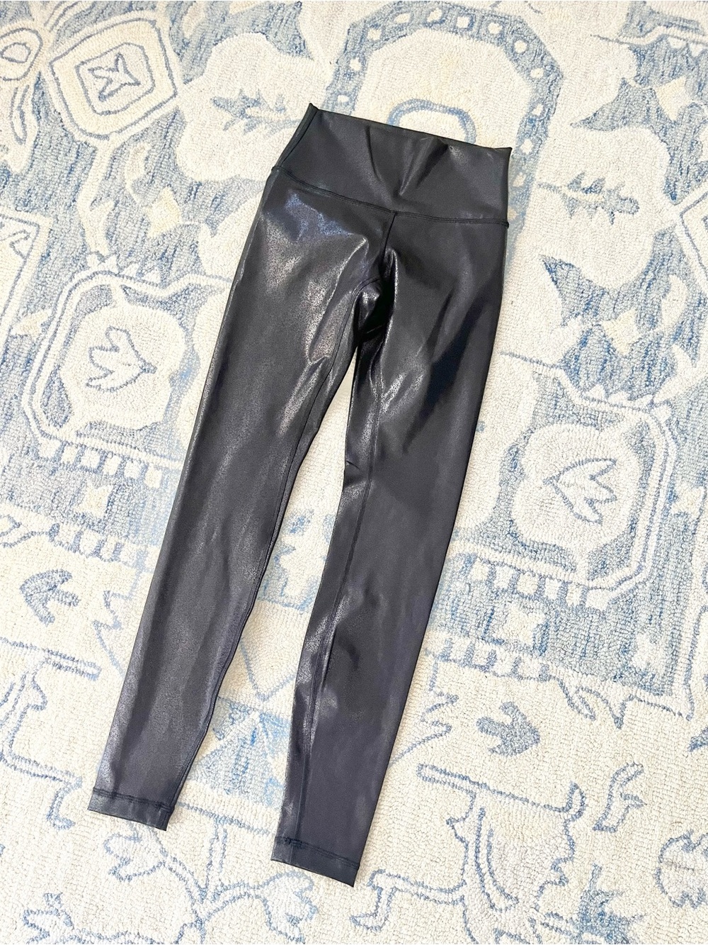 lululemon NWOT pebbled faux leather High-Rise Leggings
